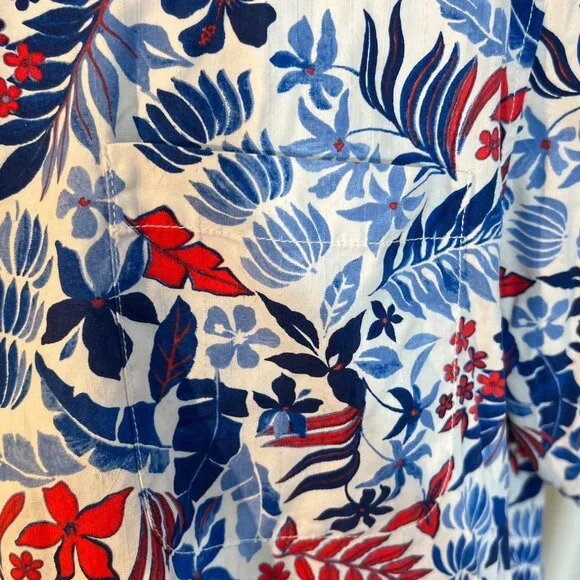 Tommy Bahama Shirt Mens XL 100% Silk Camp Hawaiian Floral Ref Blue White Button - Picture 9 of 9